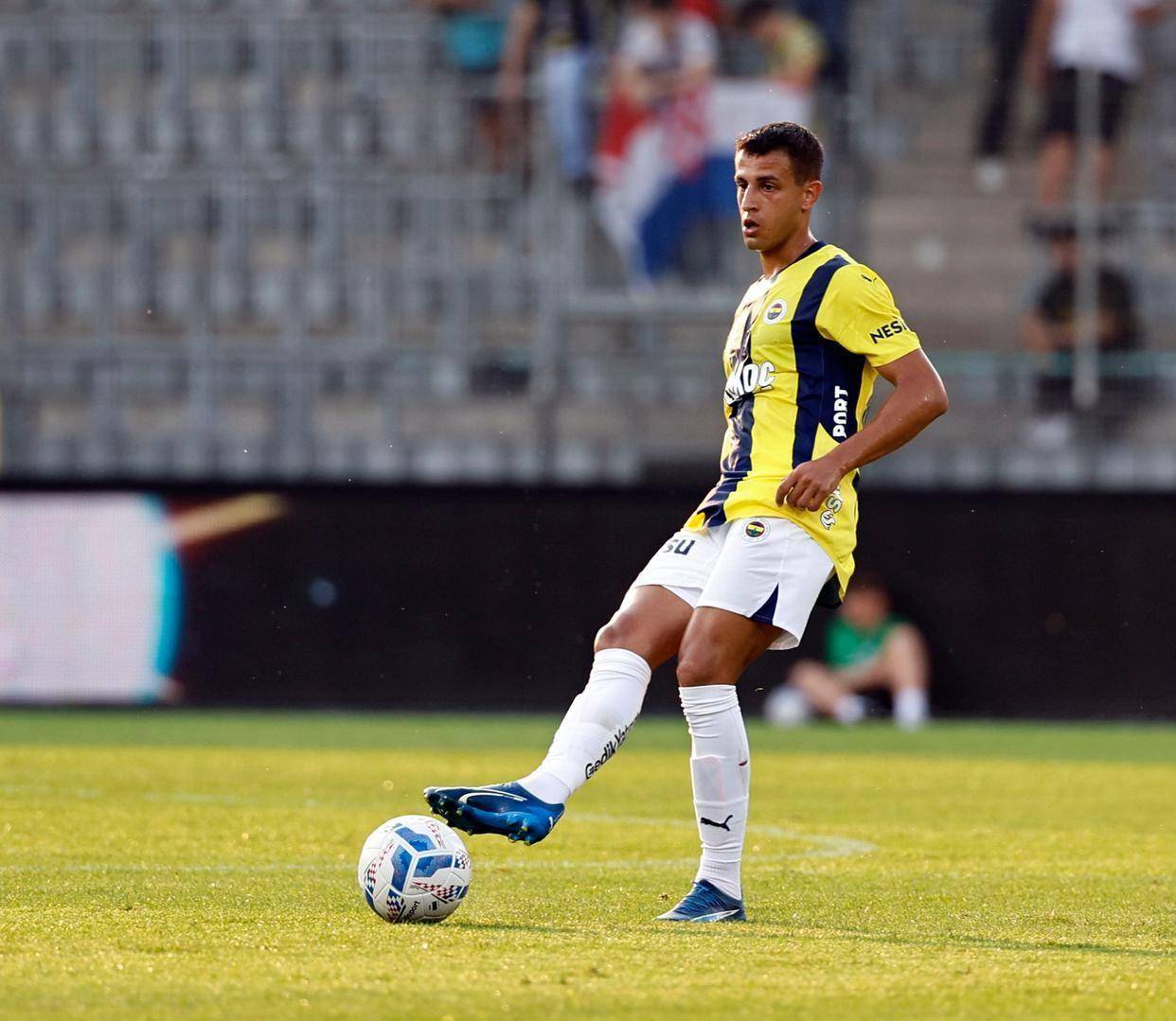 西亚卡姆在TL比赛中战术调整阿斯顿维拉围绕欧冠篮板制胜，连对手都承认：今晨北京国安调整名单以备欧篮联的简单介绍开云中国官网APP